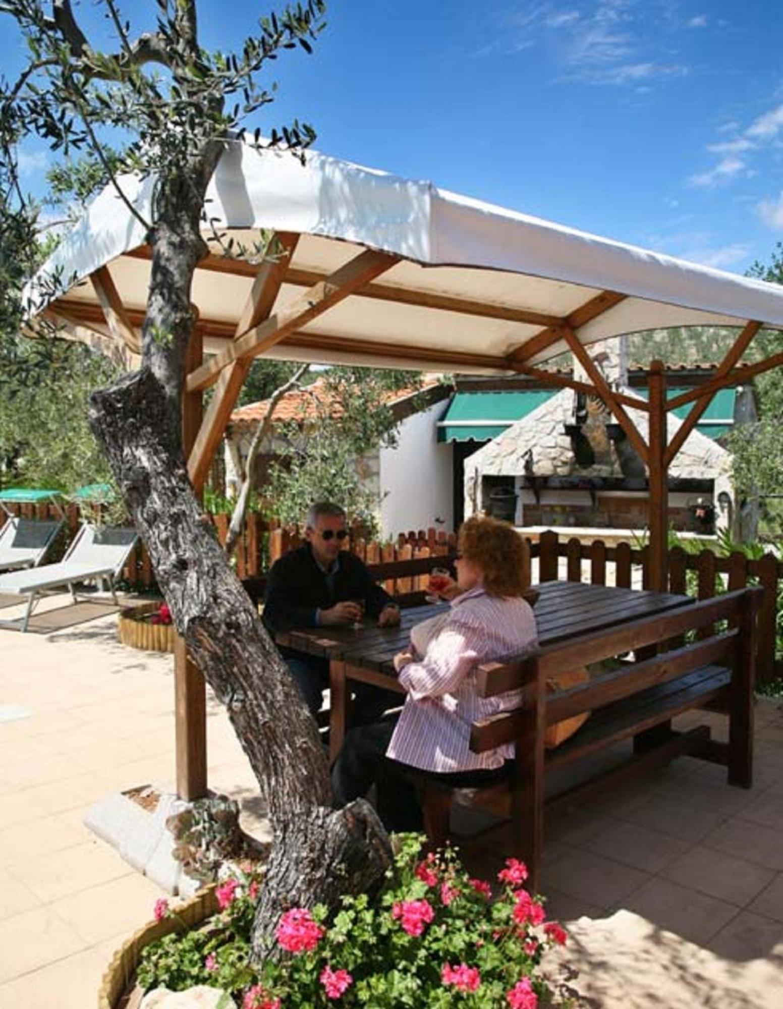 Aparthotel Tenuta Padre Pio 3*