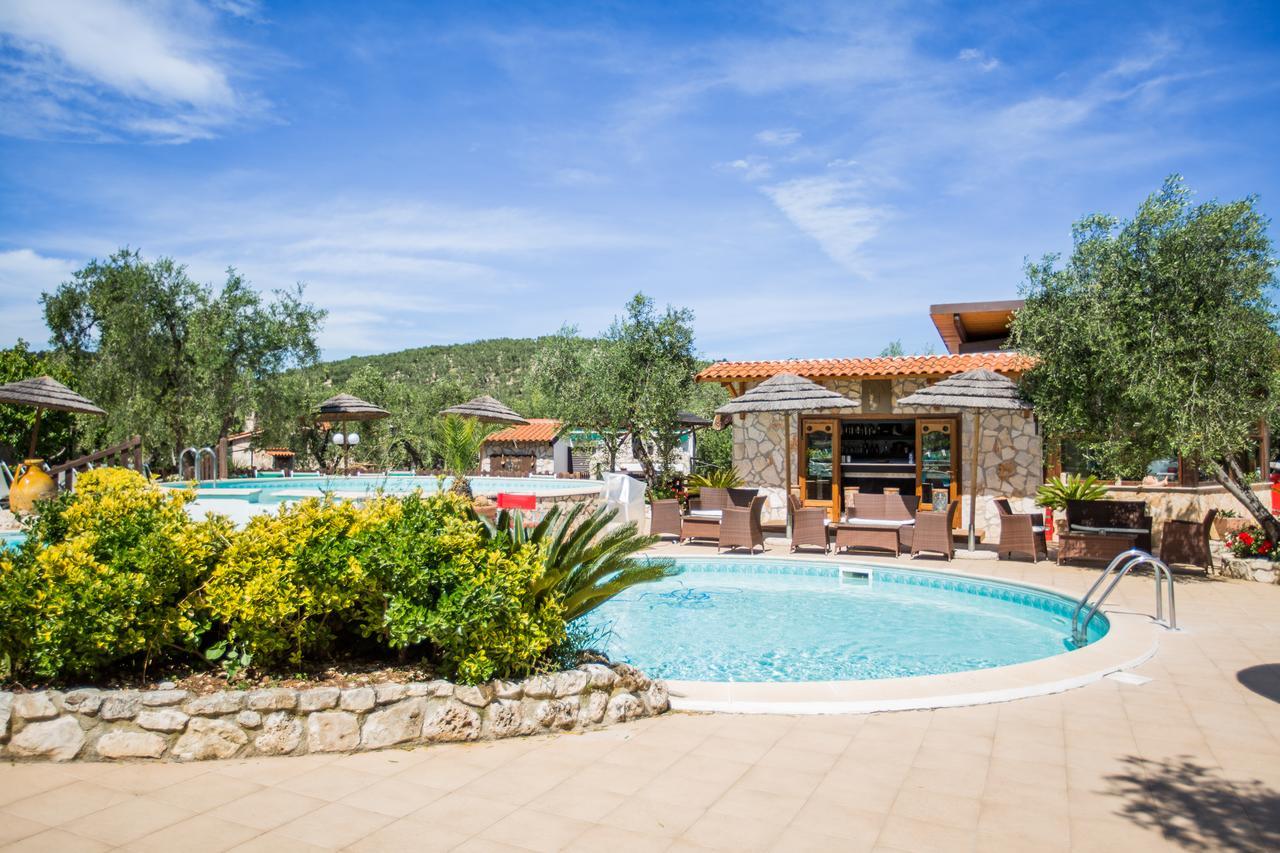 Aparthotel Tenuta Padre Pio 3*