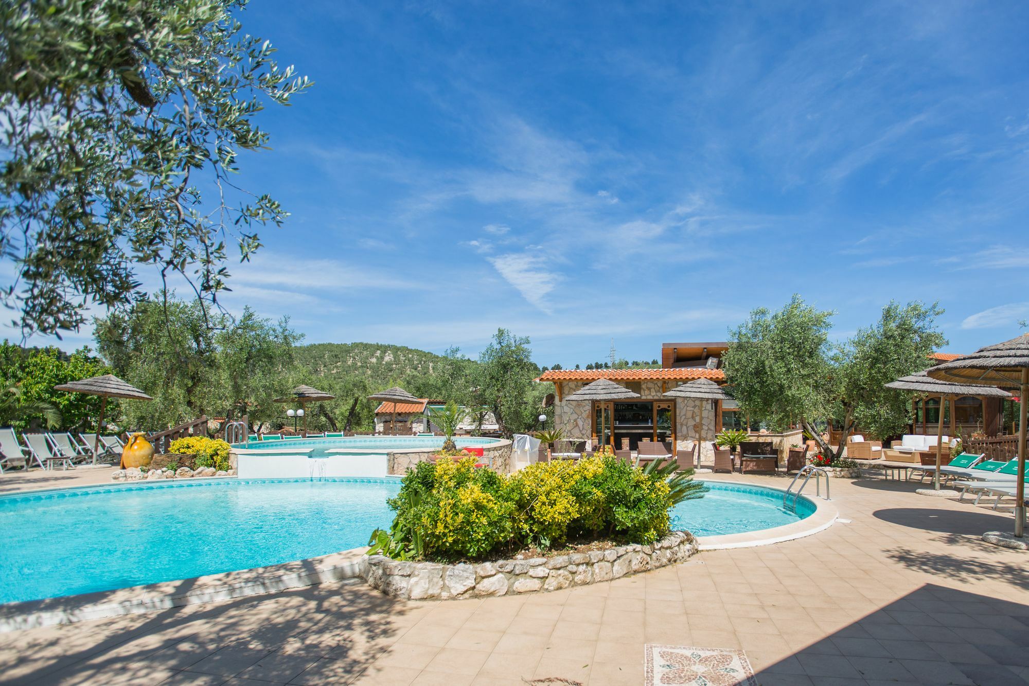 Tenuta Padre Pio 3*